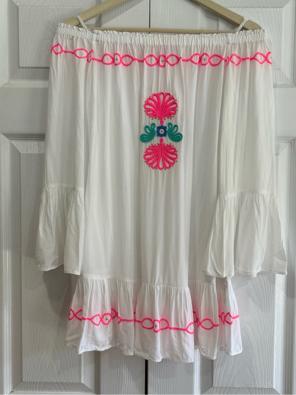 LILLY PULITZER WHITE OFF THE SHOULDER TUNIC COVER UP EMBROIDERED XSMALL RUFFLE